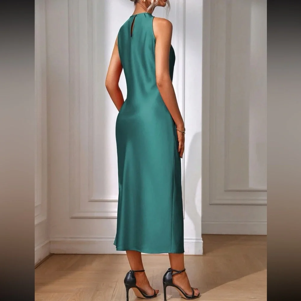 Elegant Pink Sleeveless Satin Dress